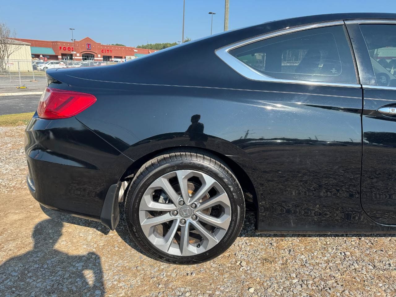 Used 2015 Honda Accord EX-L image 9