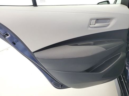 Used 2025 Toyota Corolla LE FWD image 15