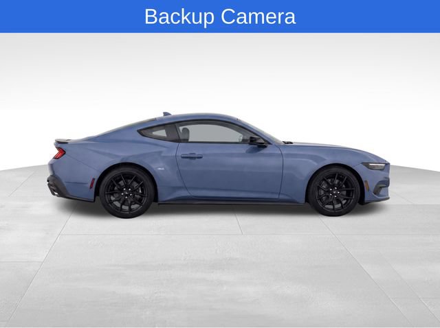 Used 2025 Ford Mustang Coupe RWD image 8