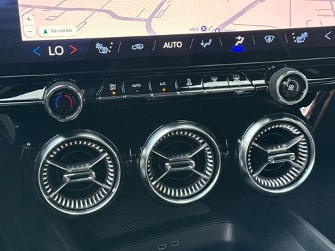 Used 2024 Chevrolet Blazer EV LT image 30