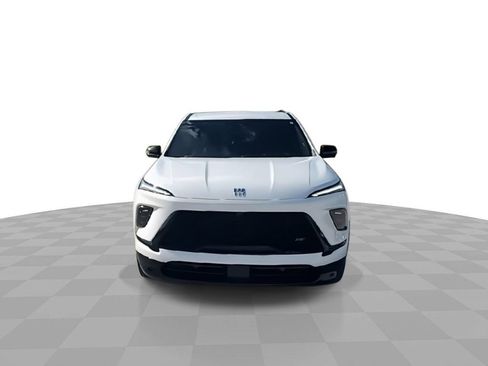 Used 2025 Buick Enclave Sport Touring image 3