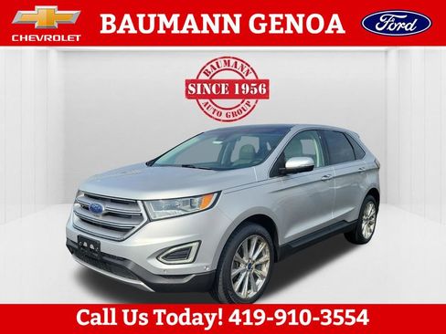 Used 2018 Ford Edge Titanium w/ Equipment Group 302A FWD image 10