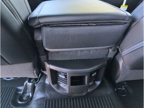 New 2026 RAM 4500 Tradesman w/ Chrome Appearance Group image 38