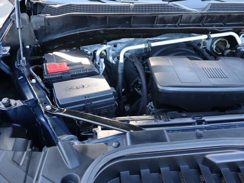 Used 2019 Chevrolet Silverado 1500 Custom w/ Custom Value Package image 37