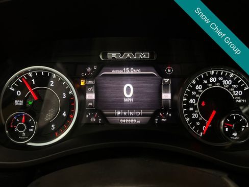 Used 2022 RAM 2500 Laramie AWD/4WD image 3