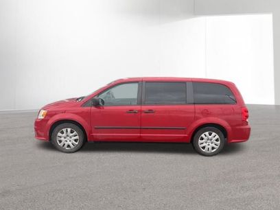 Used 2014 Dodge Grand Caravan American Value Package w/ UConnect Hands-Free Group