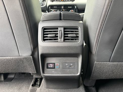 Used 2023 Nissan Rogue SL w/ SL Premium Package AWD/4WD image 30