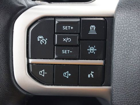 Used 2023 Ford Expedition Limited AWD/4WD image 22