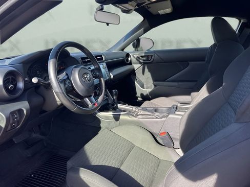 Used 2024 Toyota GR86 image 9