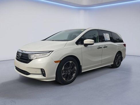 Used 2023 Honda Odyssey Elite image 1