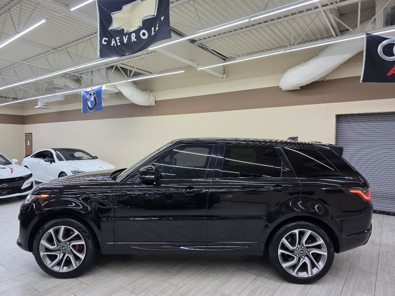 Used 2019 Land Rover Range Rover Sport HSE Dynamic AWD/4WD image 9