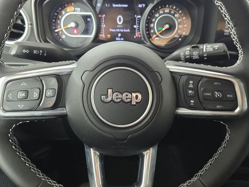 New 2025 Jeep Wrangler Sahara image 19