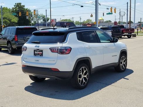 Used 2024 Jeep Compass Limited AWD/4WD image 6