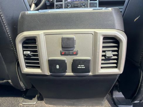 Used 2020 Ford F150 Lariat w/ Equipment Group 502A Luxury AWD/4WD image 17