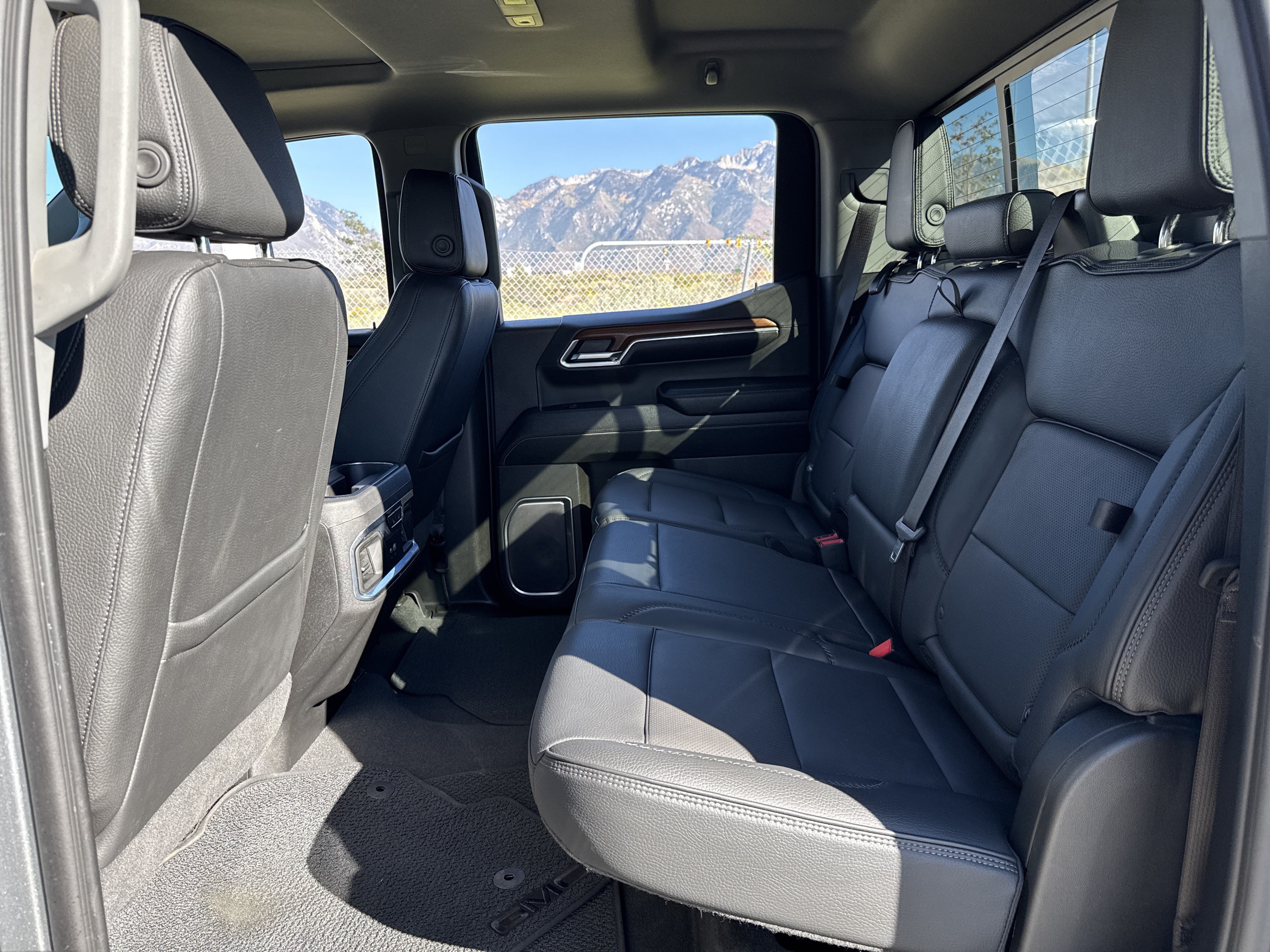 Used 2023 GMC Sierra 1500 Denali AWD/4WD image 25