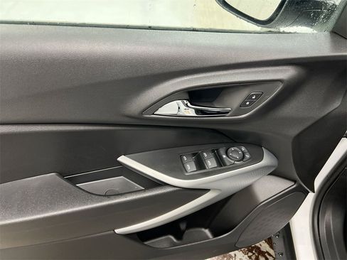 New 2026 Chevrolet Trax RS image 20