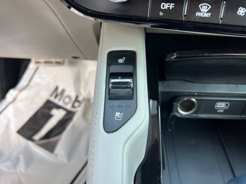 Certified 2024 Kia Telluride SX Prestige w/ Towing Package AWD/4WD image 25