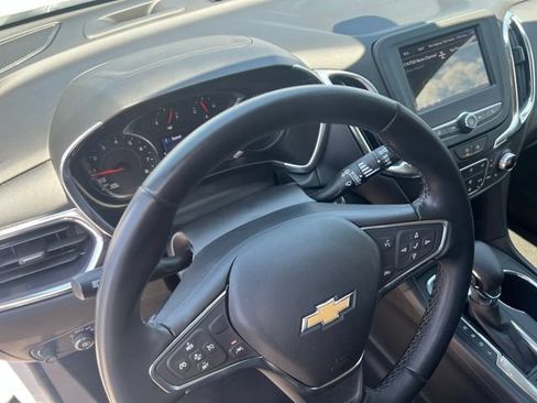 Used 2024 Chevrolet Equinox LT FWD image 12