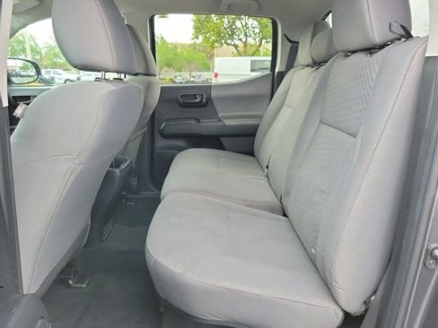 Used 2023 Toyota Tacoma SR w/ SR Convenience Package image 7