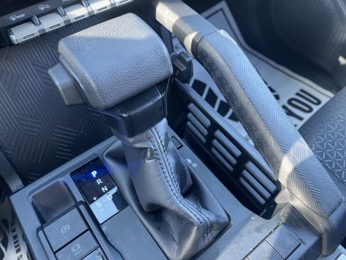 Used 2025 Toyota 4Runner SR5 image 23