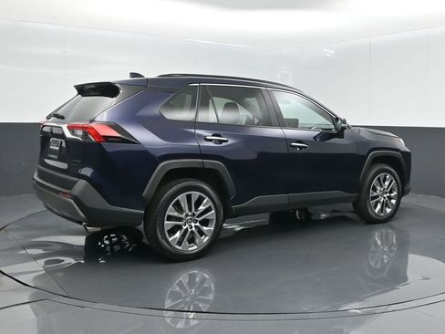 Used 2023 Toyota RAV4 Limited image 22