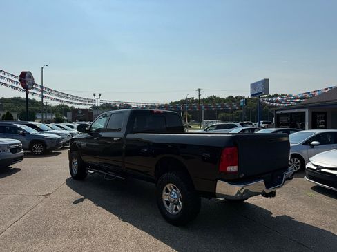 Used 2018 RAM 2500 SLT AWD/4WD image 4