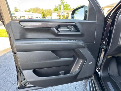 Used 2026 GMC Yukon Elevation AWD/4WD image 22