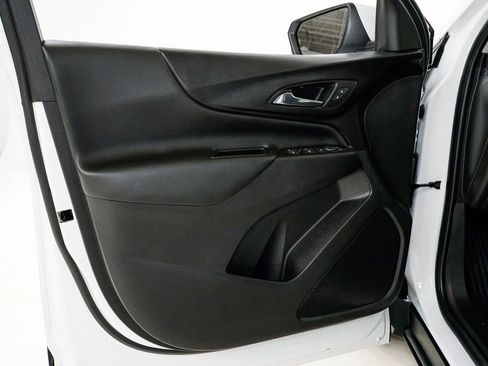 Used 2023 Chevrolet Equinox LT image 8