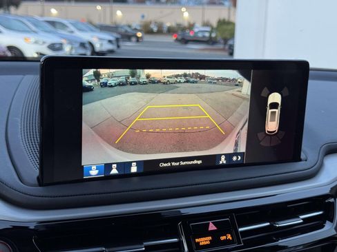 Certified 2025 Acura MDX w/ Technology Package image 18