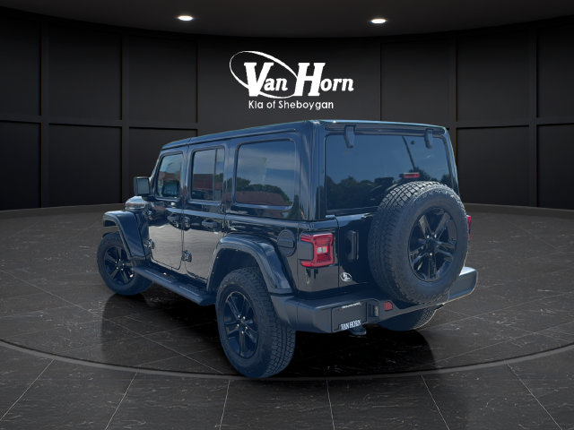 Used 2023 Jeep Wrangler Unlimited Sahara AWD/4WD image 5