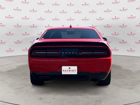 Used 2023 Dodge Challenger SRT Hellcat w/ Driver Convenience Group image 4