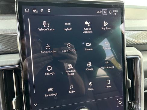 New 2026 GMC Yukon XL AT4 image 33