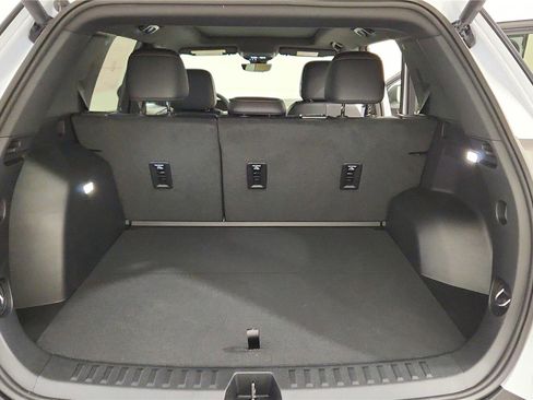 New 2026 Chevrolet Equinox ACTIV w/ Convenience Package III FWD image 19