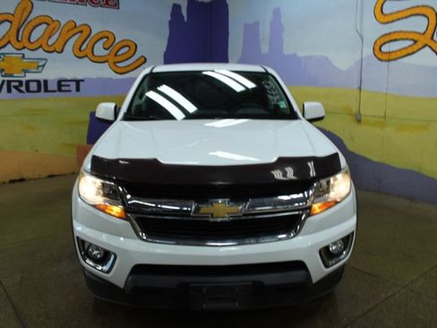 Used 2017 Chevrolet Colorado LT w/ LT Convenience Package AWD/4WD image 3