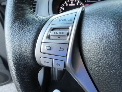 Used 2014 Nissan Altima 2.5 SL w/ Technology Package FWD image 24