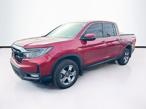 Certified 2024 Honda Ridgeline RTL image 3
