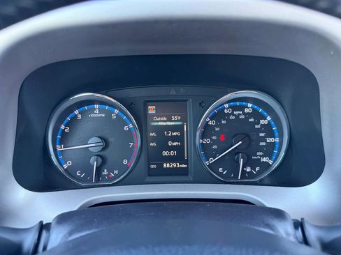 Used 2016 Toyota RAV4 XLE image 25