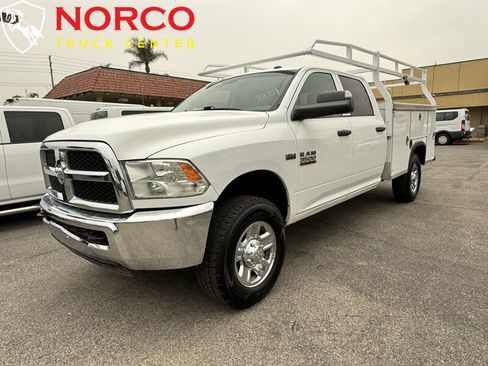 Used 2018 RAM 3500 Tradesman w/ Chrome Appearance Group image 4