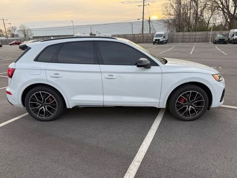 Used 2022 Audi SQ5 Premium Plus w/ Premium Plus Package image 11