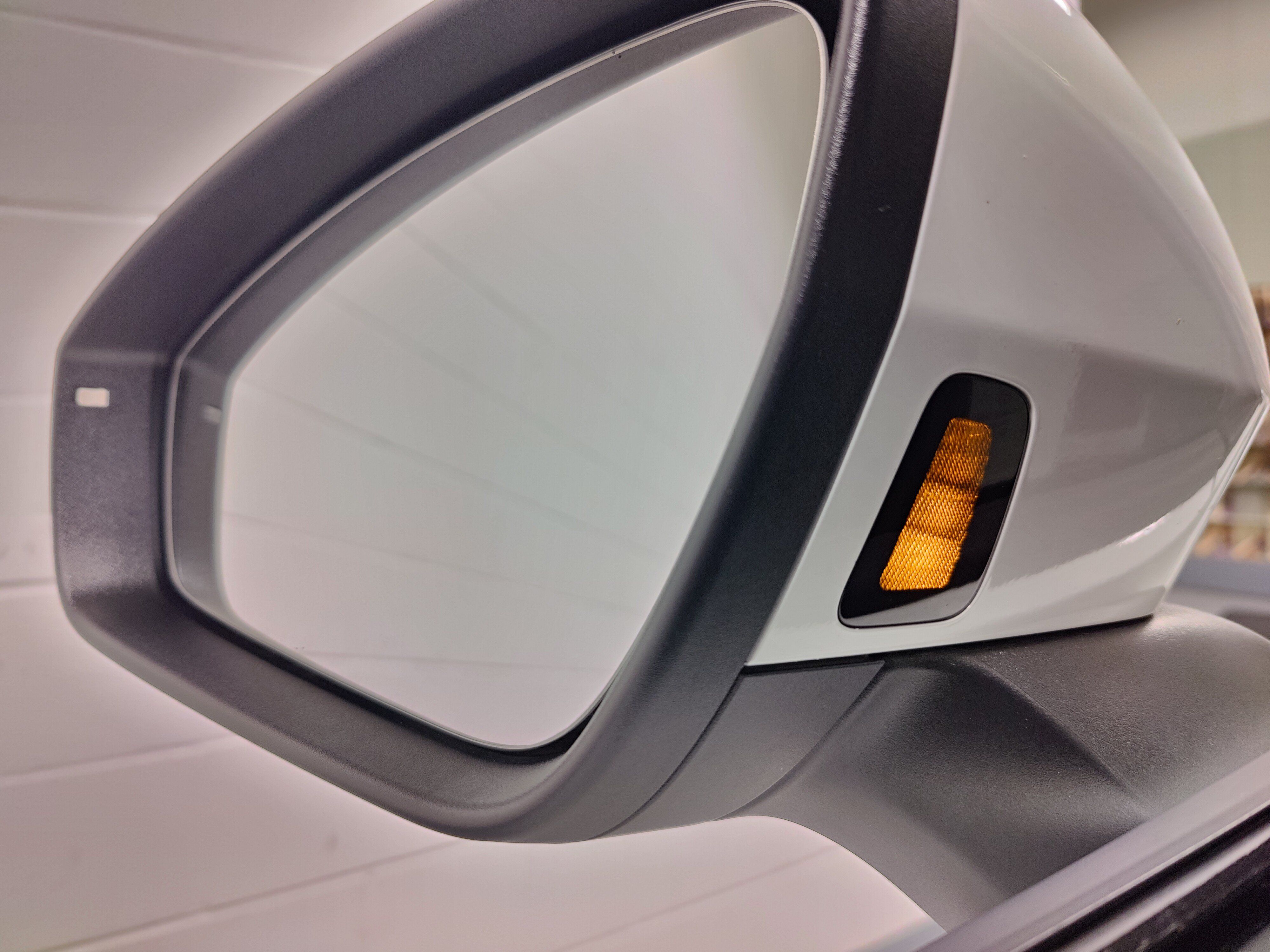 Used 2025 Volkswagen ID.4 Pro RWD image 7