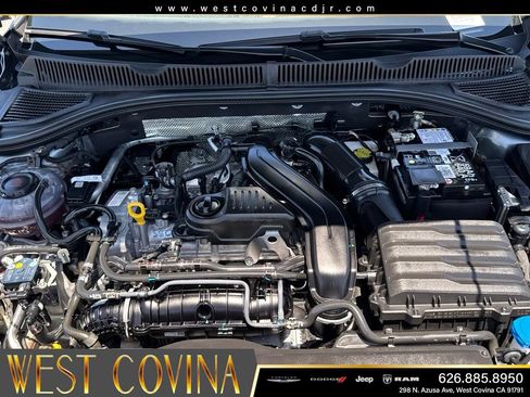 Used 2025 Volkswagen Jetta Sport FWD image 33