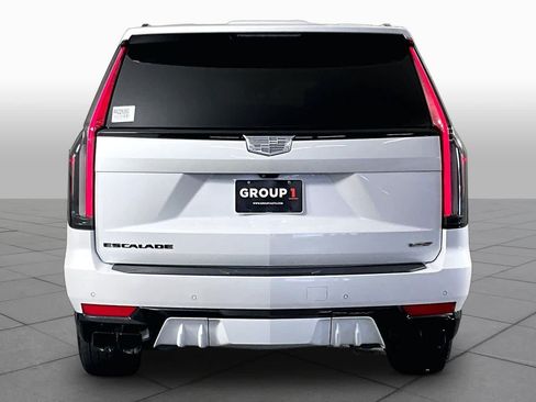 Used 2024 Cadillac Escalade V w/ LPO, ONYX Package AWD/4WD image 5