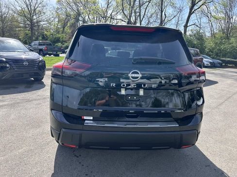 New 2026 Nissan Rogue SV FWD image 6
