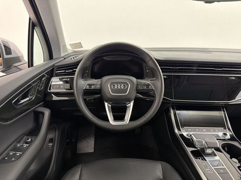 Used 2022 Audi Q7 3.0T Premium Plus w/ Premium Plus Package AWD/4WD image 30