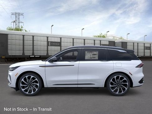 New 2026 Lincoln Nautilus Black Label AWD/4WD image 4