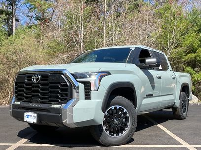 New 2026 Toyota Tundra SR5 w/ TRD Off-Road Package