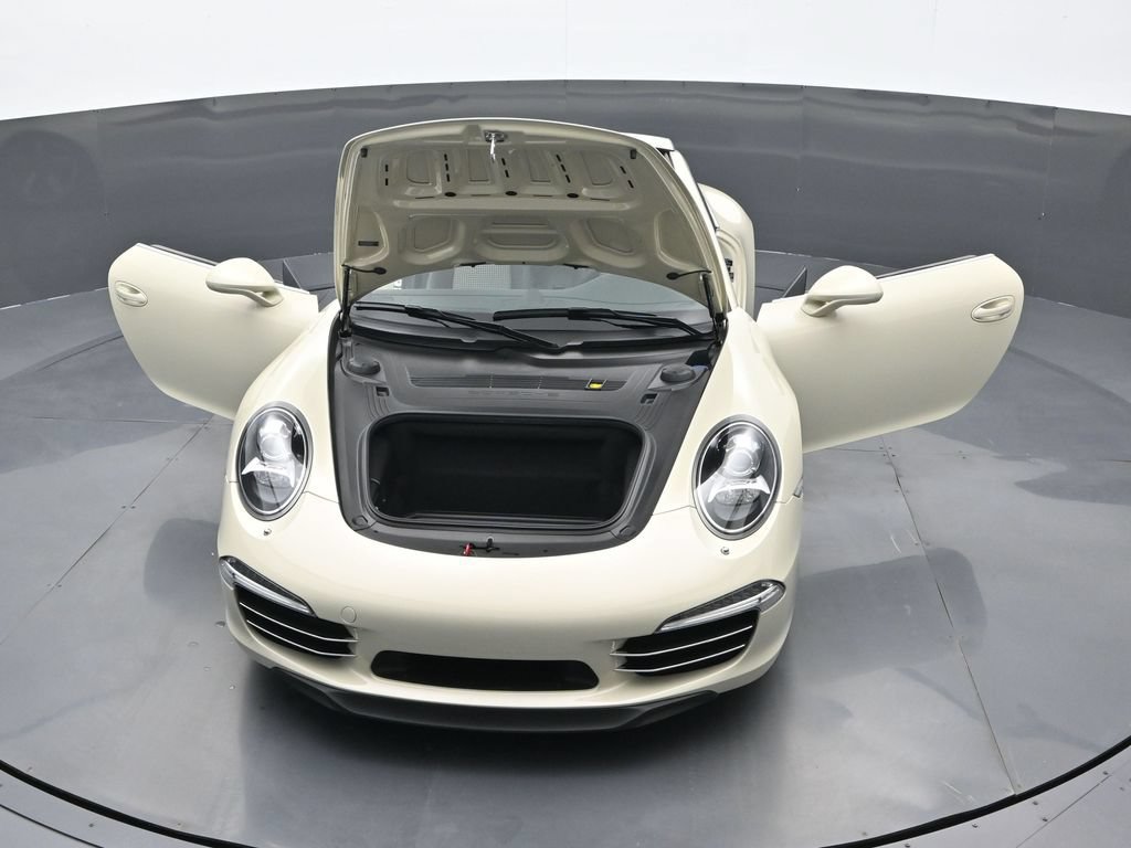 Certified 2014 Porsche 911 50th Anniversary Edition RWD image 28