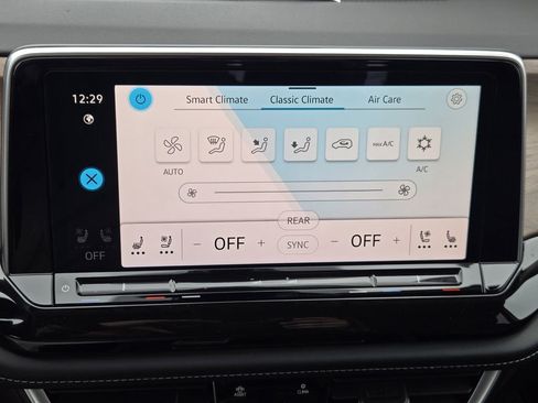 New 2026 Volkswagen Atlas SE AWD/4WD image 16