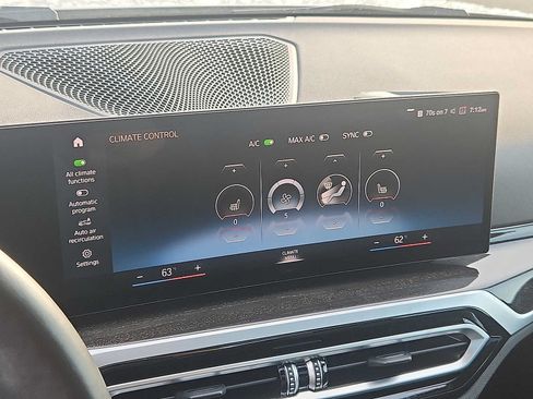 Certified 2023 BMW 330i xDrive Sedan w/ M Sport Package AWD/4WD image 17