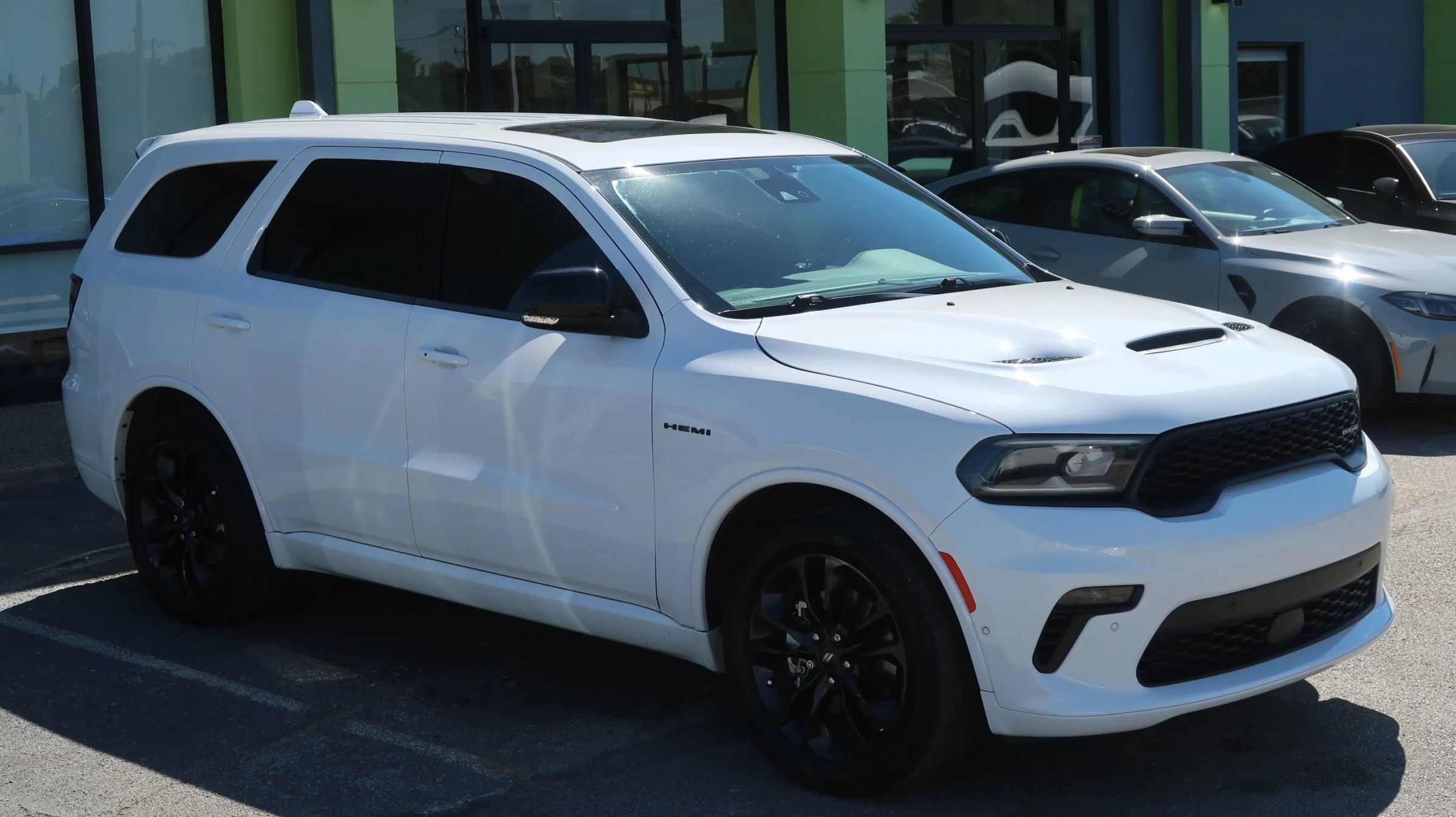 Used 2022 Dodge Durango R/T RWD image 3